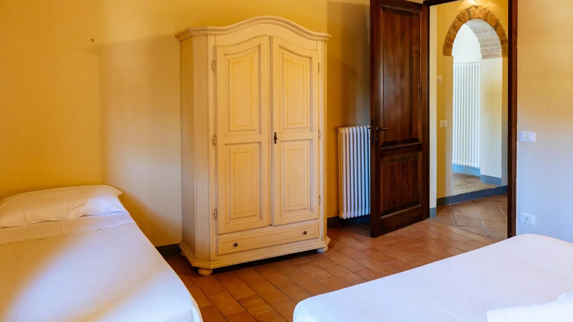Villa Le Beringhe - Wine Pool & Relax Colle Val D'Elsa 0*,  Italy