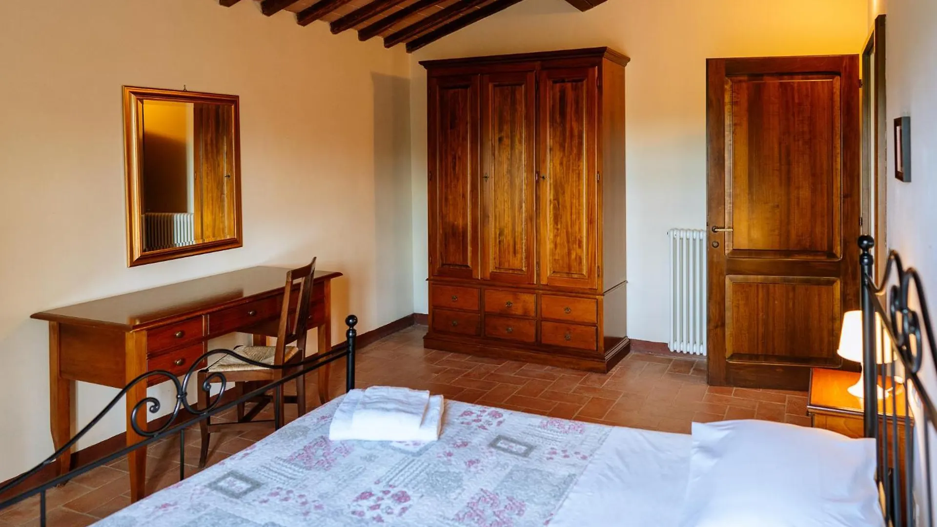 Villa Le Beringhe - Wine Pool & Relax Colle Val D'Elsa Farm stay