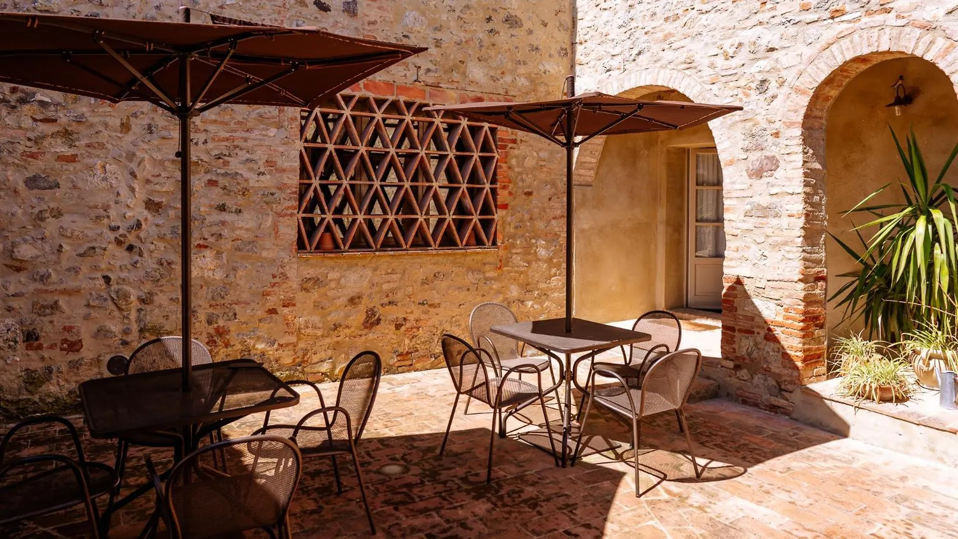 Villa Le Beringhe - Wine Pool & Relax Colle Val D'Elsa Farm stay